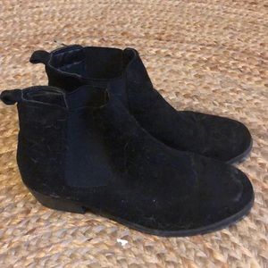 Black Chelsea Booties